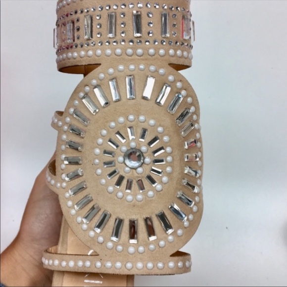 Stunning nude strappy embellished heel - Picture 4 of 5